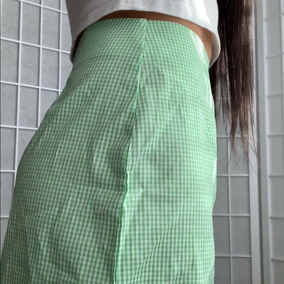 shein green gingham print side slit mini skirt - Picture 10 of 14